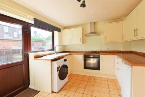Fewster Way, photo 4