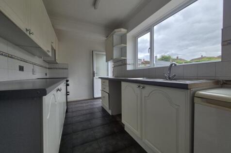 Farrington Road, Wolverhampton photo 4