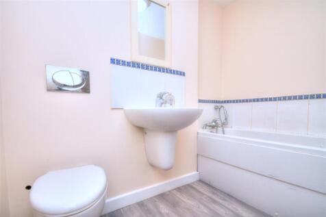 Bathroom.jpg