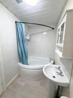 Penny Meadow, Ashton-Under-Lyne, OL6 photo 5