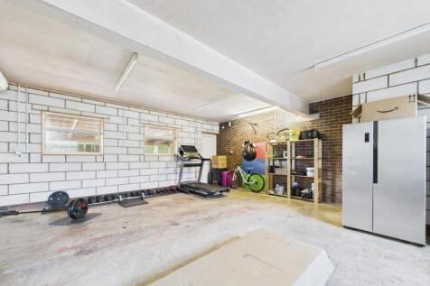 Double Garage