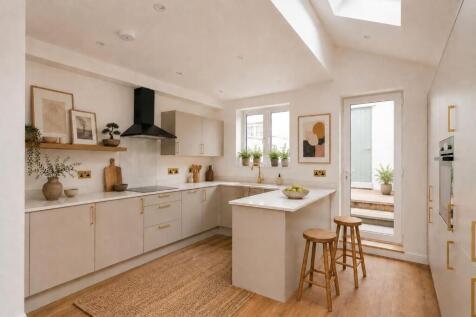 Kitchen_.jpeg