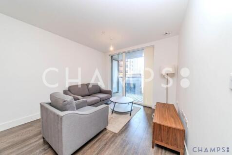 Modern 1-Bedroom Apartment with Balcony &amp; Concier