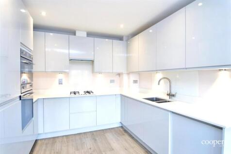 Royal Quay, Harefield, UB9 photo 4