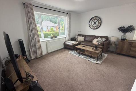 Hazelwood Road, Hazel Grove photo 4