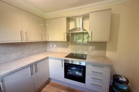Bluebell Avenue, Bury St. Edmunds photo 5