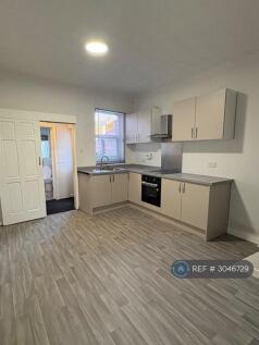 Cross St, Rotherham, S63 photo 4
