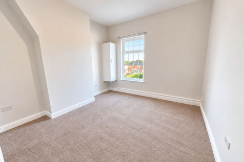 Kenworthy Avenue, Ashton-Under-Lyne, OL6 photo 4