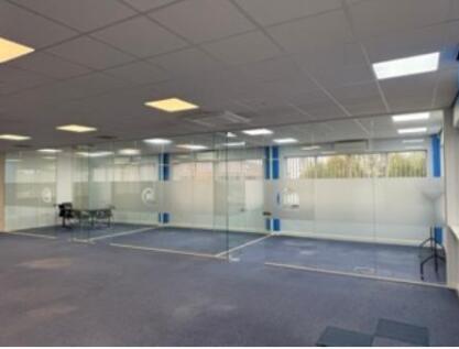 Office to rent Image 11
