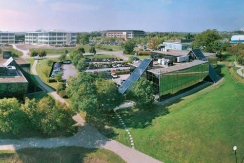 140 Building Image 1.jpg