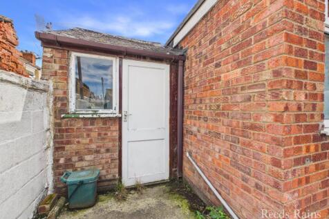 Rear Courtyard