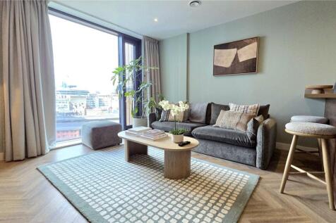 Lounge 1