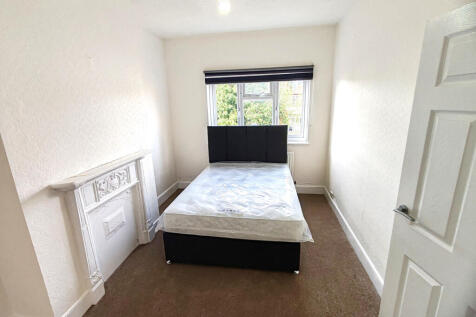 Balfour Road, Ilford, Essex, IG1 photo 5