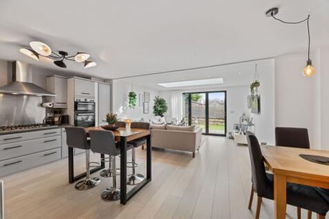 Kitchen Diner/Family Room