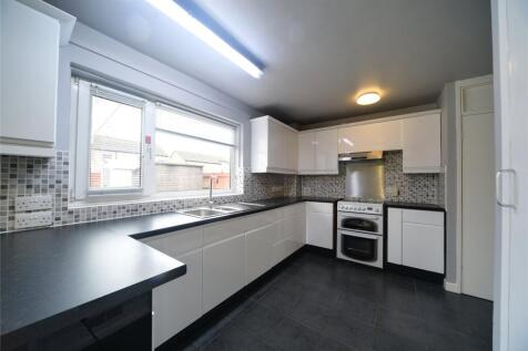 Elm Walk, RAF Lakenheath, Brandon, IP27 photo 3