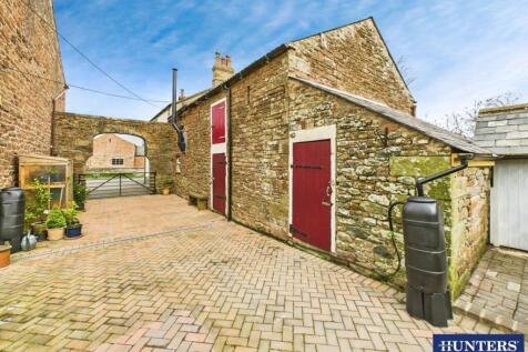 Outbuilding/Log Store