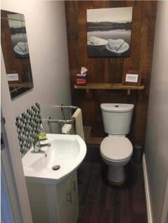 Upstairs Cloakroom.jpg