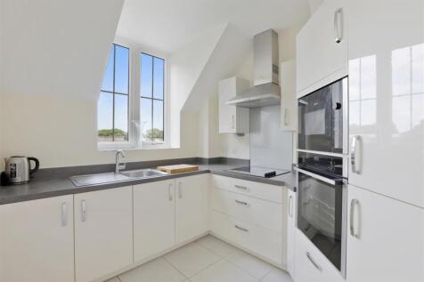 01-9268CT_MCSR_Flat 58 Watson Place_03 (1).JPG