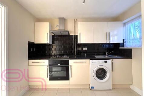 Ivy Lane - Kitchen.jpg