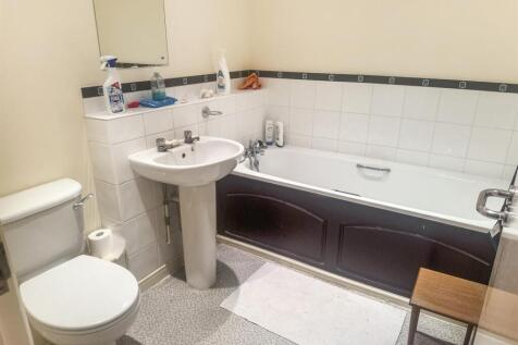 Bathroom.jpg