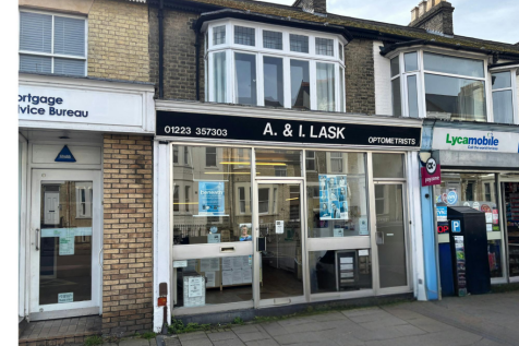 Pictures of 42 Chesterton Road 2.png