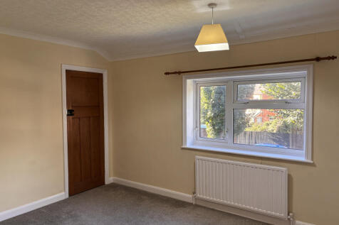 Newstead Avenue, Newark, Nottinghamshire photo 4