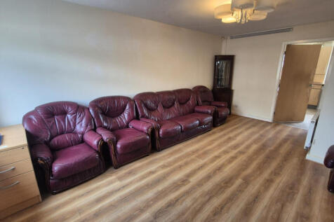 Carnival Place, M14 7TN photo 4