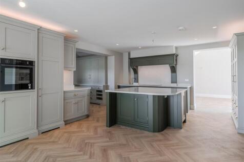 Open Plan Kitchen-3.jpg