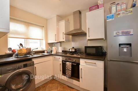 Kitchen/ Breakfast Room