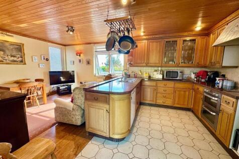 PHOTO-2025-05-26-22-38-19 (18).jpg