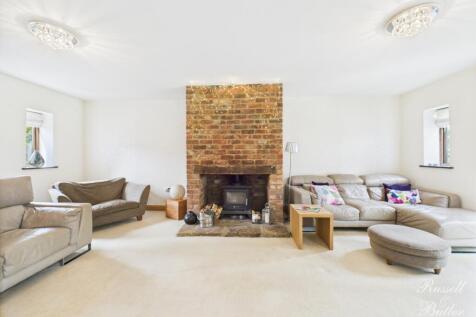 CAM02127G0-PR0325-STILL017