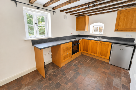 Well House, Village Road, Dunham On The Hill, nr Frodsham, WA6 0LU photo 4