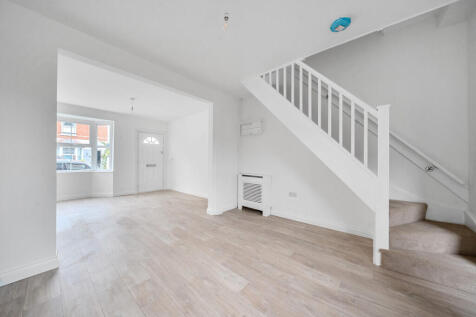 1340089-7-68a300d...