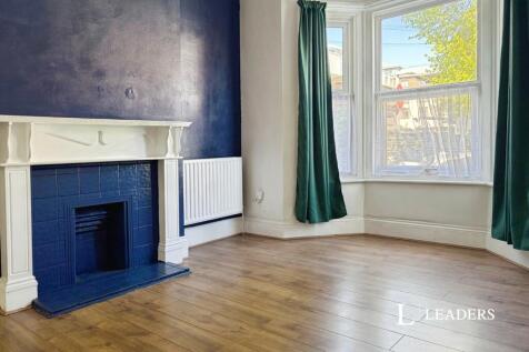 Lennox Road, Worthing, BN11 photo 3