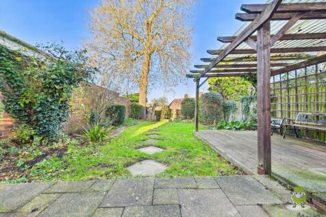 CAM01543G0-PR0168-STILL030