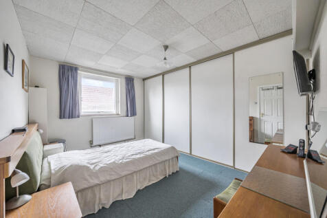 1345247-11-68af18...