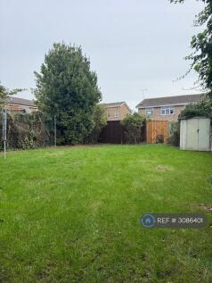 Land Close, Clacton-On-Sea, CO16 photo 3