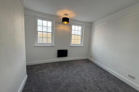 Bank Chambers, 3-7 Preston Circus, Brighton, East Sussex, BN1 6SA photo 4