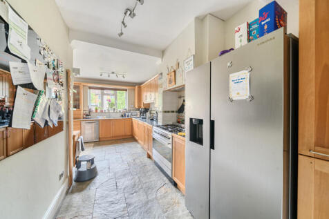 1321412-4-688a0f2...