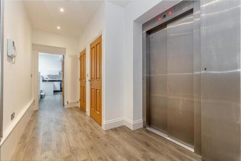 Hallway.jpg