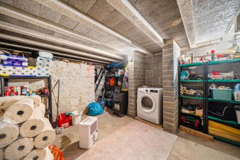 1375733-19-6909e905d7ed3