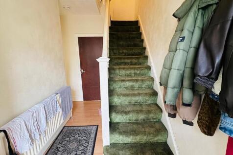Hallway.jpeg