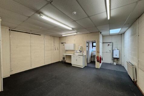 Retail Property (high street) for sale Image 6