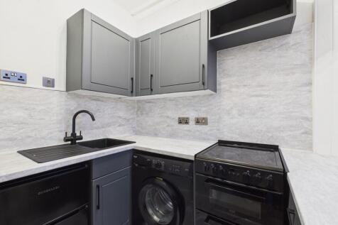 CAM05526G0-PR0080...