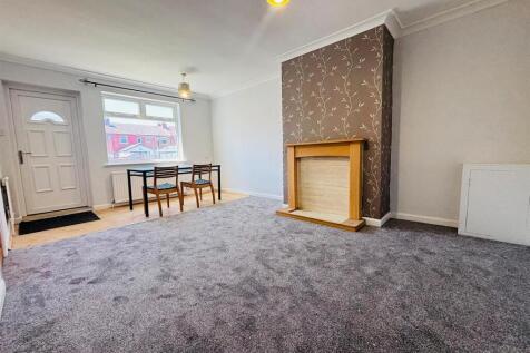 Living Room:
