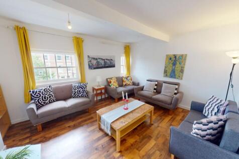141-143 Mans Lounge
