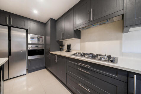 1366081-5-68fa08b...