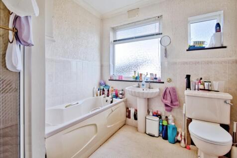Bath/Shower Room