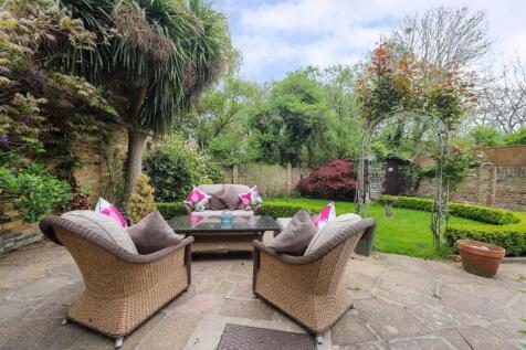 Rear garden.jpg
