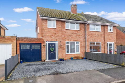 Click to visit Rightmove listing